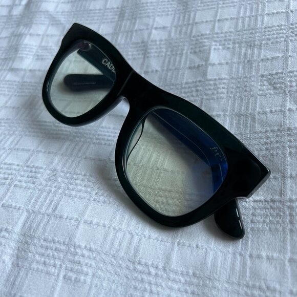 Caddis D-28 Reading Glasses in Heritage Green. - Picture 5 of 9